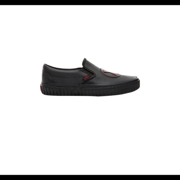 FREE SHIPPING Vans Classic Black Widow Slip On - Picture 2 of 4